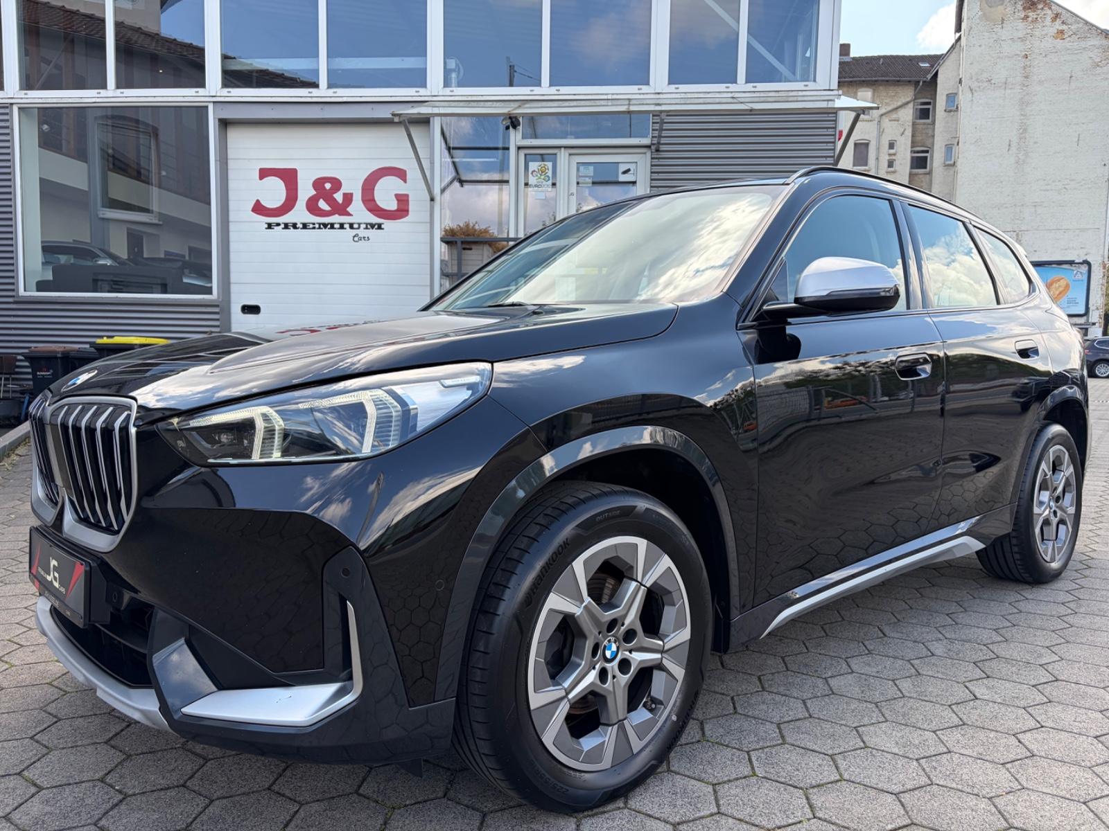 BMW X1 18 d sDrive xLine*U11*Leder*AHK*Widescreen