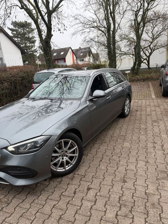 Image of Mercedes-Benz C 220