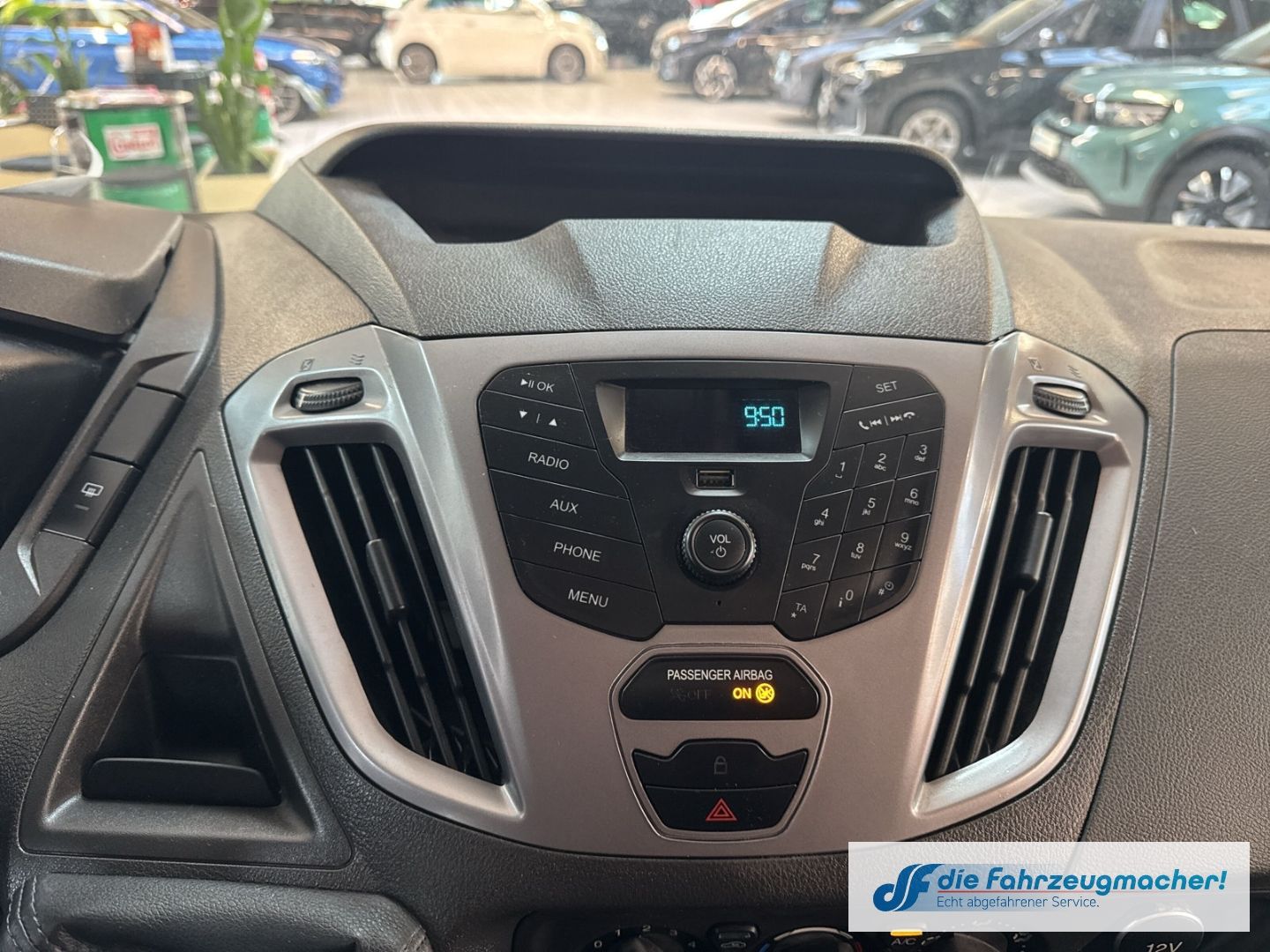 Fahrzeugabbildung Ford Transit Custom Tourneo 310 L1 Trend Temp *8472