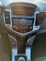 Chevrolet Auto Chevrolet Cruze 1.8 L - Chevrolet Cruze: Auto