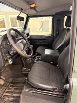 Land Rover Defender 90 TD4 Station Wagon E E - Land Rover Defender Gebrauchtwagen in Berlin