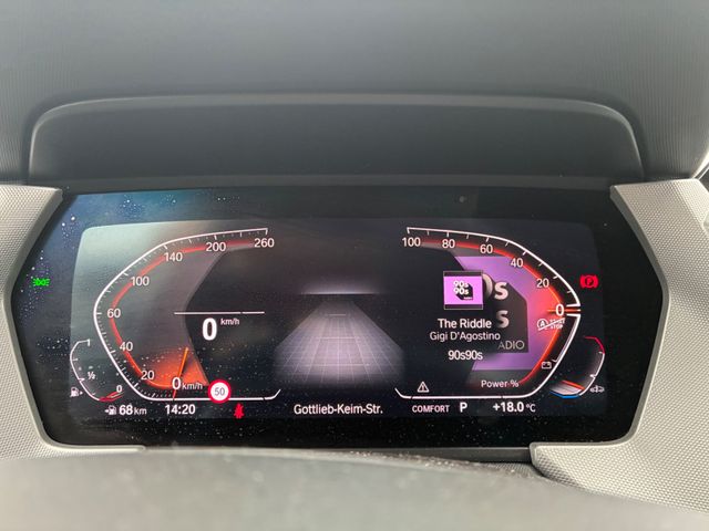 Fahrzeugabbildung BMW 118 i Advantage >AUT/LED/PDC/SHZ<
