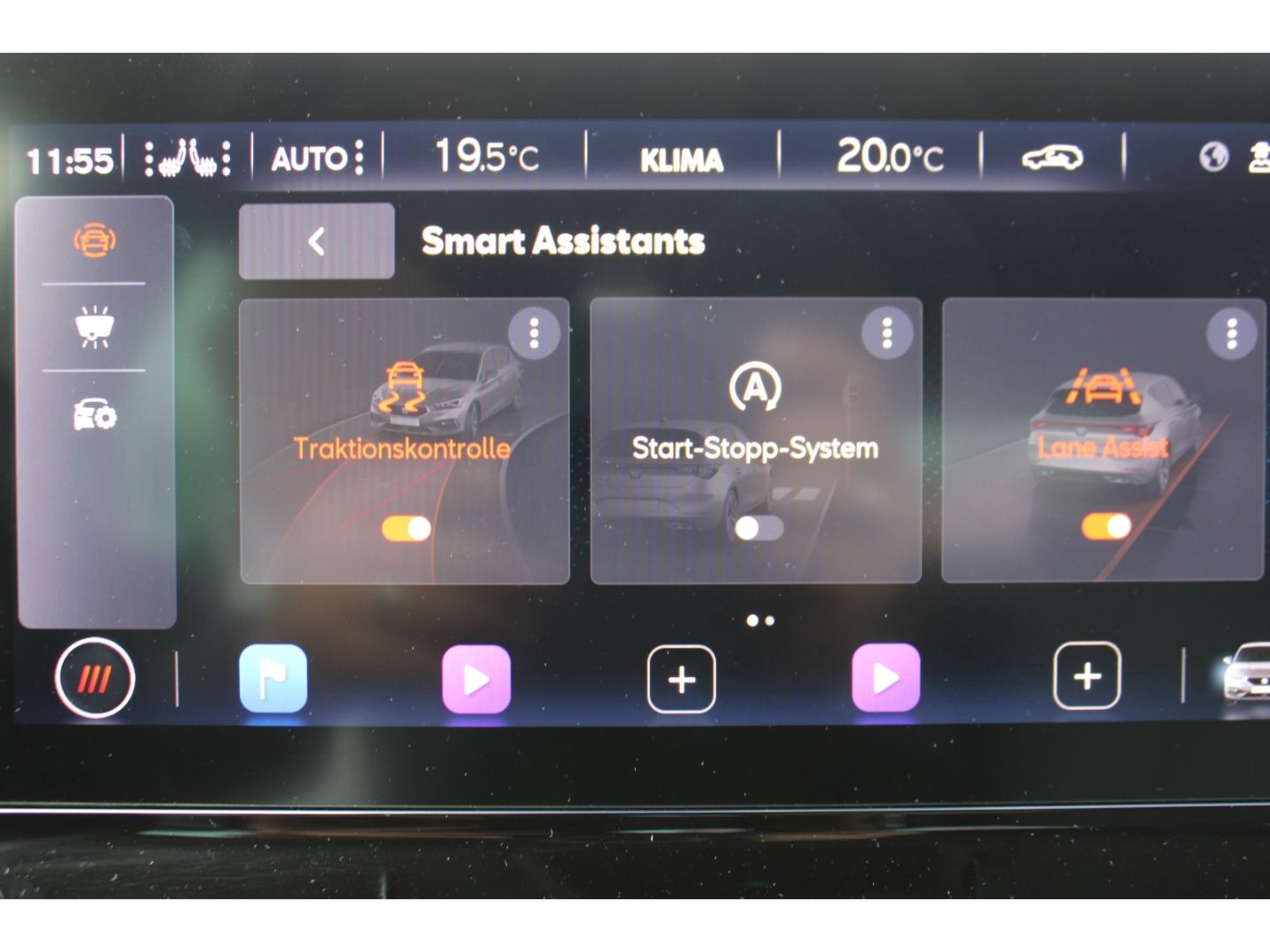 Fahrzeugabbildung SEAT Leon Xcellence DSG ACC LED TWA Full Link RFK GJR