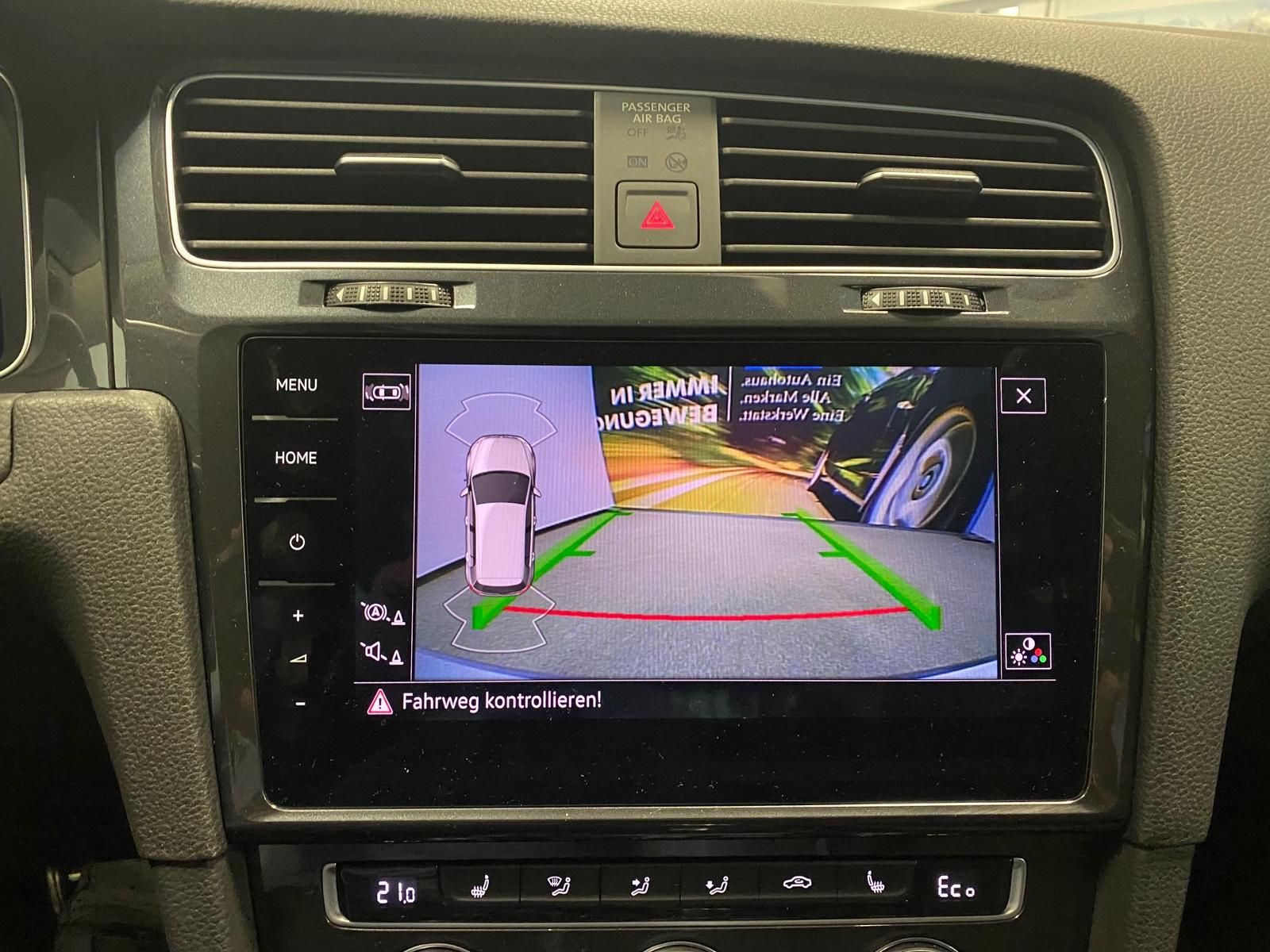Fahrzeugabbildung Volkswagen Golf e-Golf Comfortline+ACC+RFK+NAVI+WÄRMEPUMPE