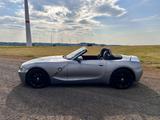 BMW Z4 Roadster 2.0i - - graue BMW Z4