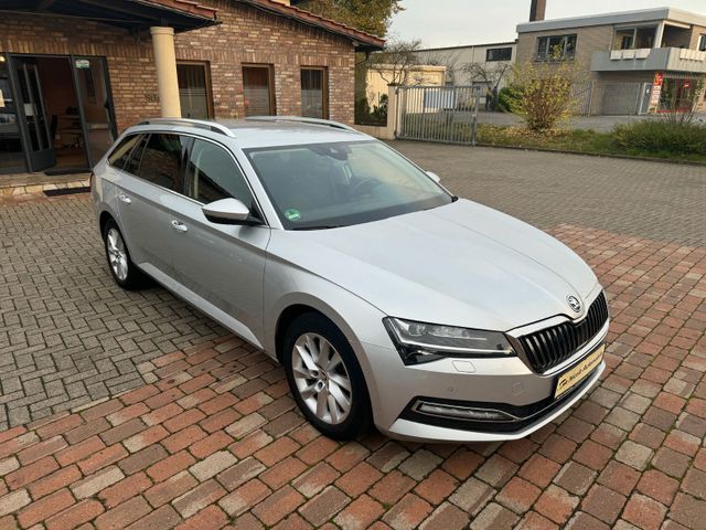 Skoda Superb Combi Style+Navi+Ahk+Bi-Xenon+Automatik+