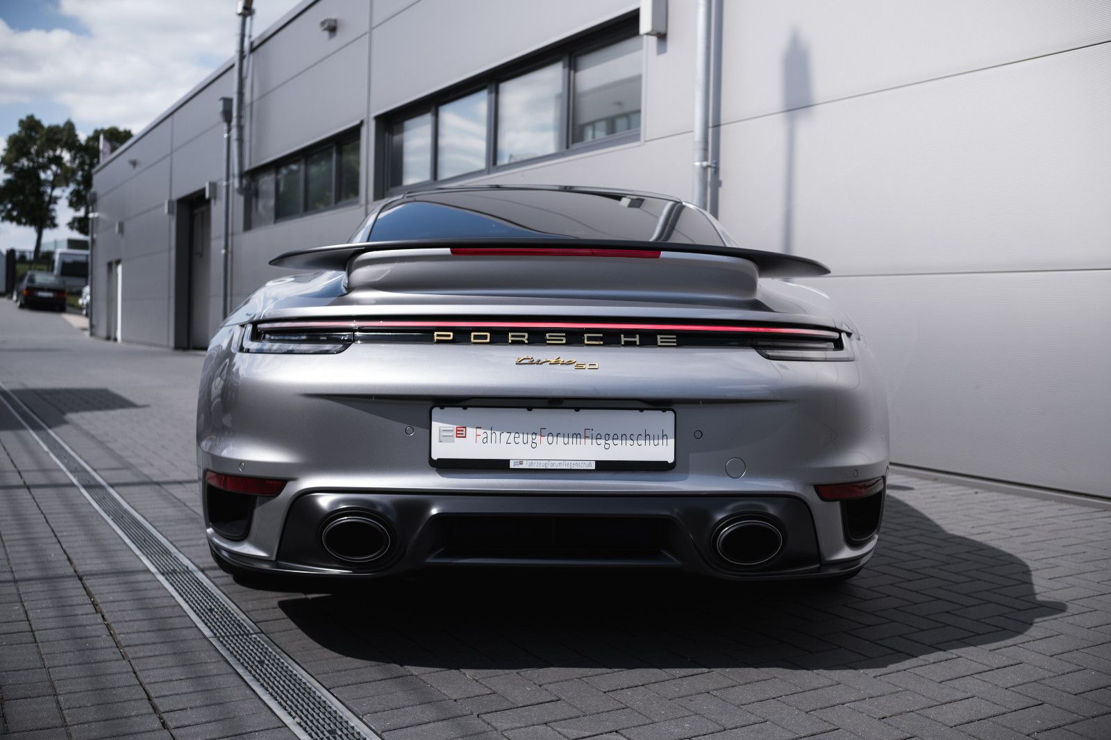 Fahrzeugabbildung Porsche 992/911 Turbo 50 Jahre-Burmester-Heritage-Inno
