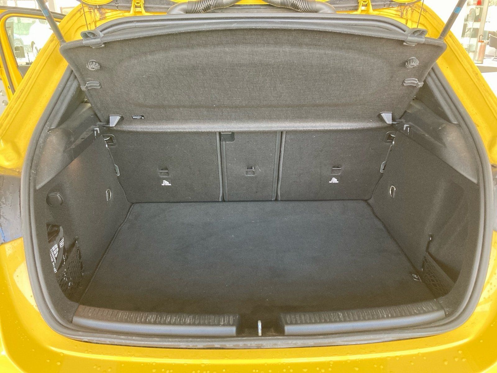 Fahrzeugabbildung Mercedes-Benz A 220 4M Progressive*Standheiz*Distronic*Kamera*