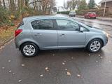 Opel Corsa 1.4 Color Edition Color Edition - Opel Corsa aus 2011: Color Edition