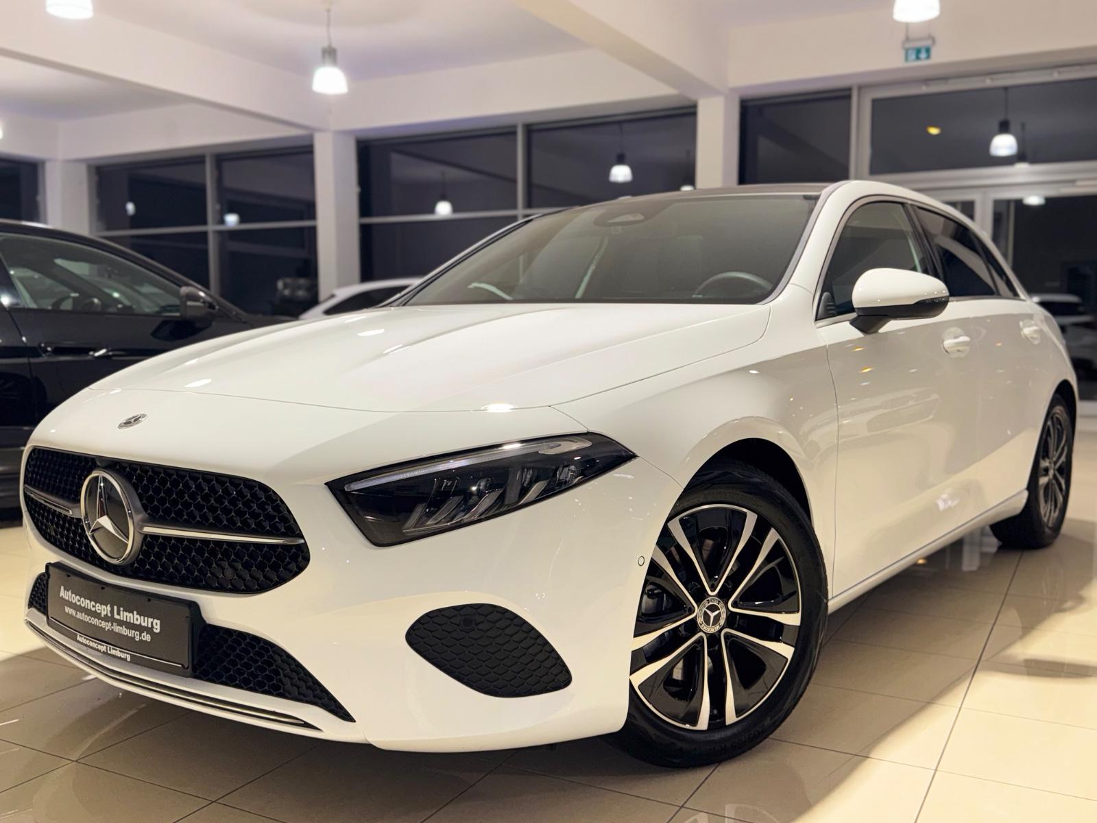 Mercedes-Benz A 180 Progressive,700 KM, R-CAM,Panorama,LED