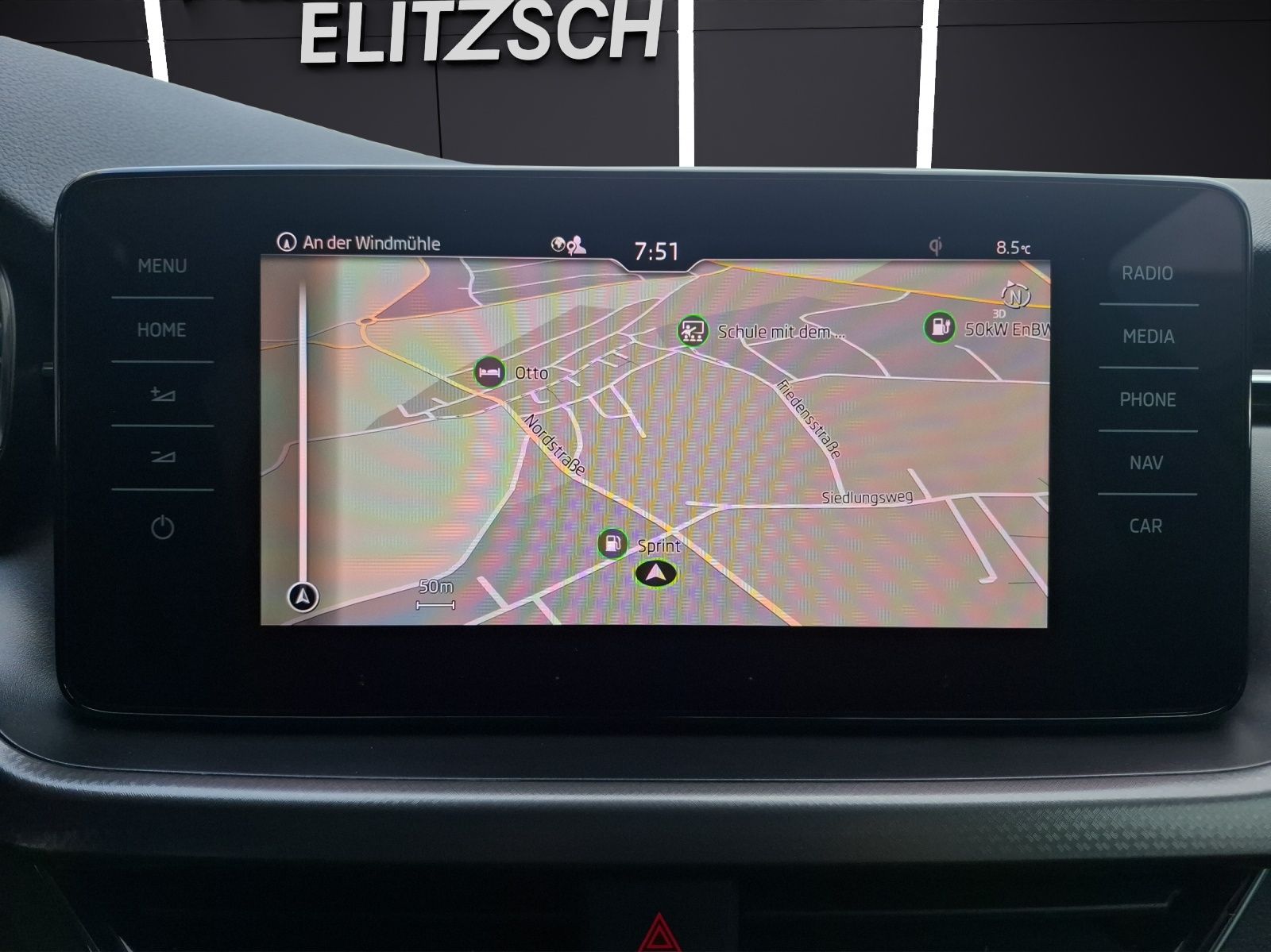 Fahrzeugabbildung SKODA Kamiq TSI Clever LED Navi AID GRA PDC SH LM