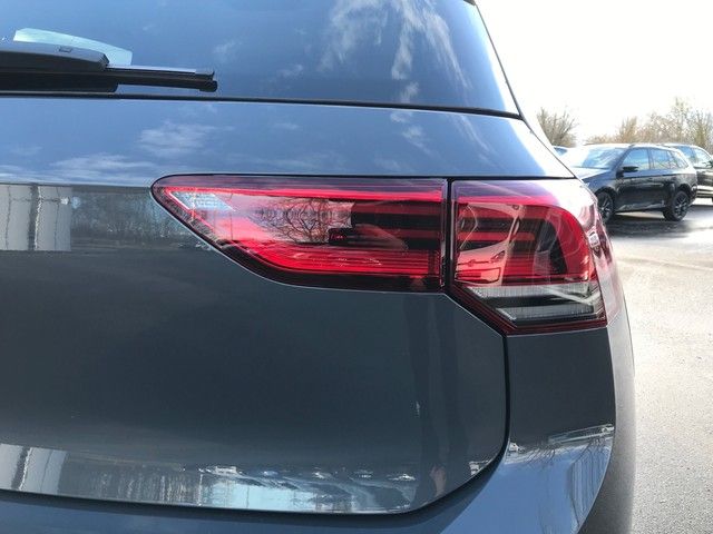 Fahrzeugabbildung Volkswagen Golf 1.5TSI Move LED+ACC+NAVI+APP-CONN+SITZHZ+++