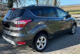 Ford Kuga 2,0 TDCi 4x4 132kW Vollausstattung - Ford Kuga: Von Privat