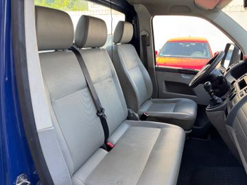Volkswagen T5 Transporter - 12