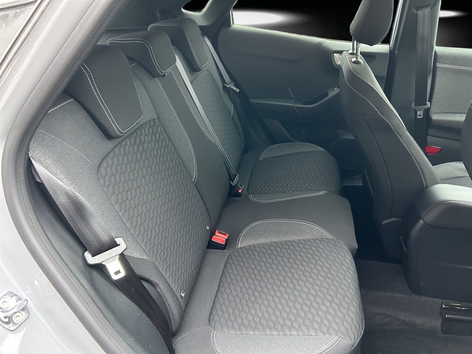 Fahrzeugabbildung Ford Puma Titanium