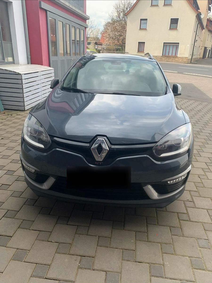 Renault Megane 2015 — interior