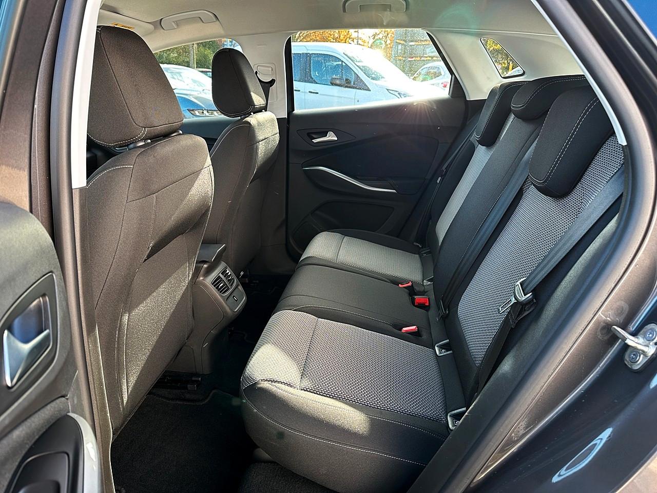 Opel Grandland X Edition Navi+LED+PDC+DAB+Allwrr