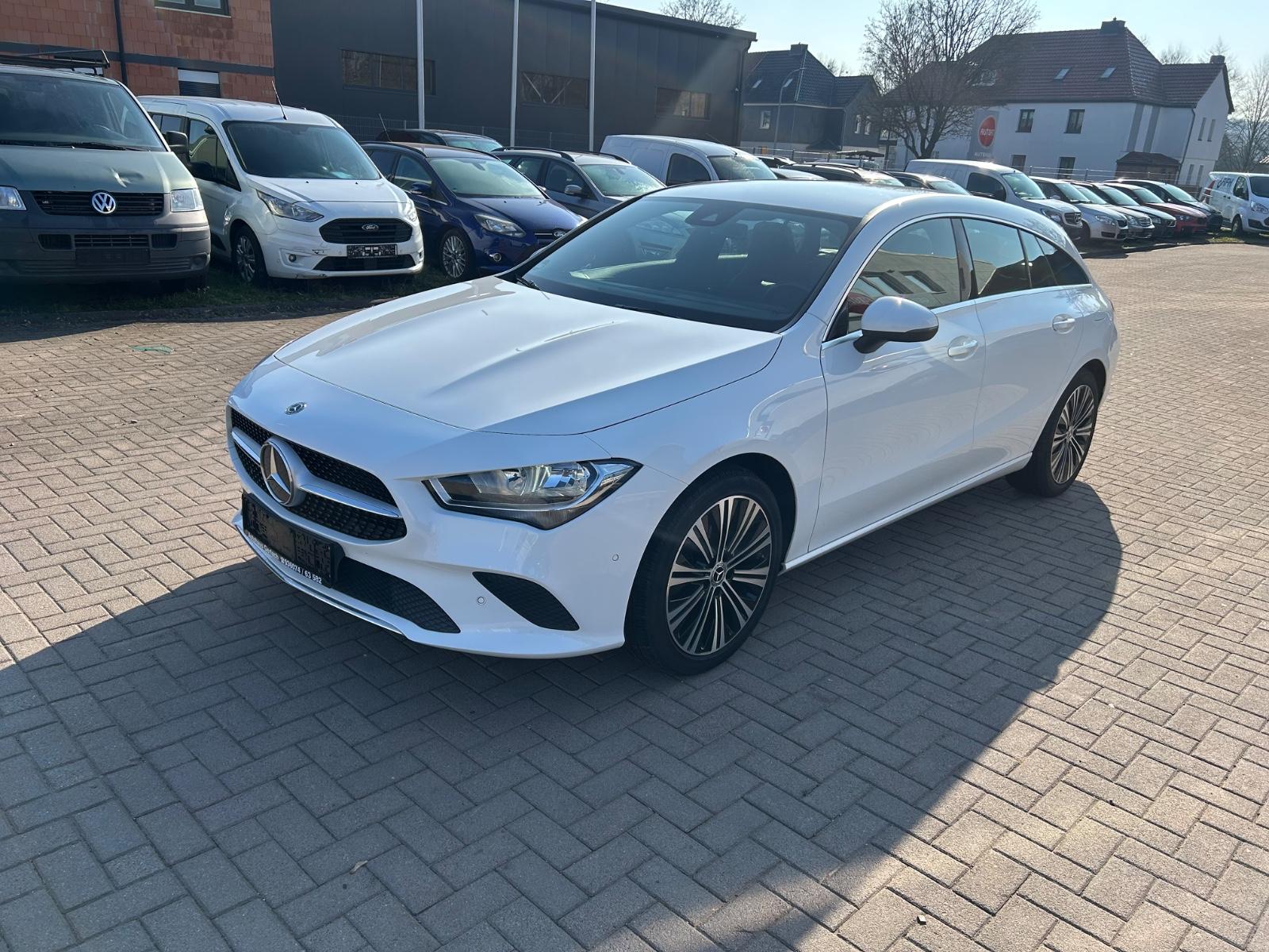 Mercedes-Benz CLA Shooting Brake 220 d NAVI AUTOM. LEDER SHZ