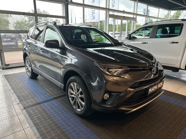 Toyota RAV 4  Team D