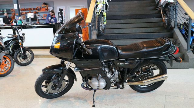 BMW R 100 RS Typ 247 Classic mit Koffer