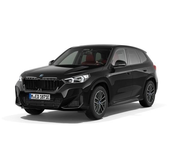 BMW iX1 xDrive30 M Sportpaket Panorama Head-Up AHK