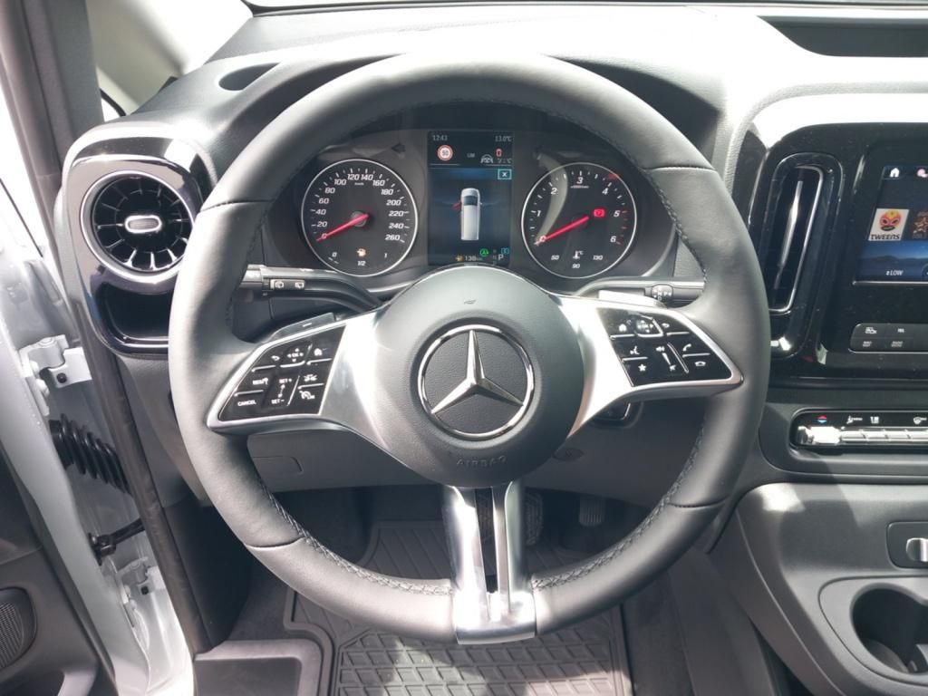 Fahrzeugabbildung Mercedes-Benz Vito 119 CDI Tourer PRO lang LED*AHK*Navi*Leder