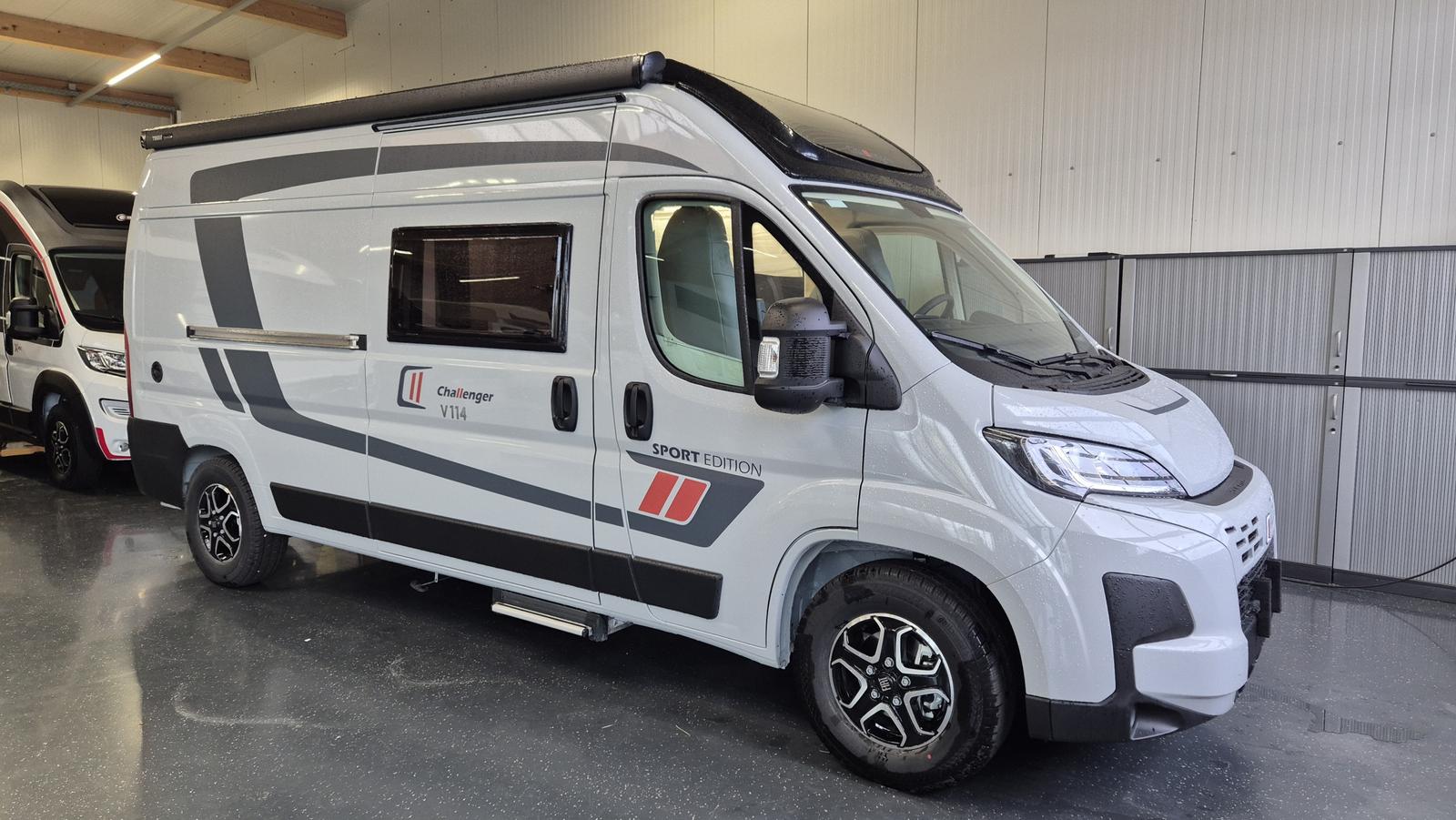 Challenger V114 Sport 2026 Autom.Artic.Solar.Markise