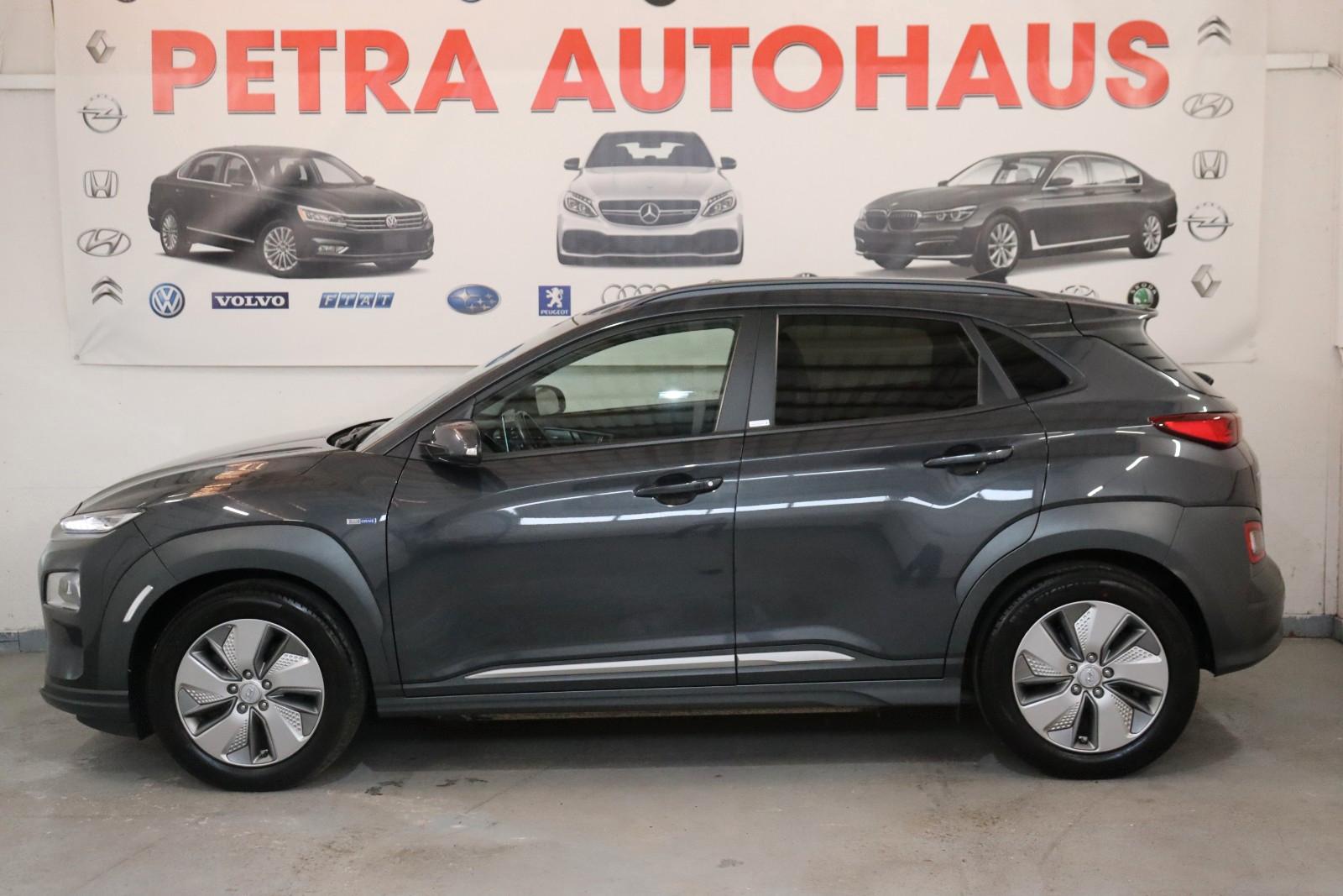 Hyundai KONA Electric Style  Wärmepumpe Kamera