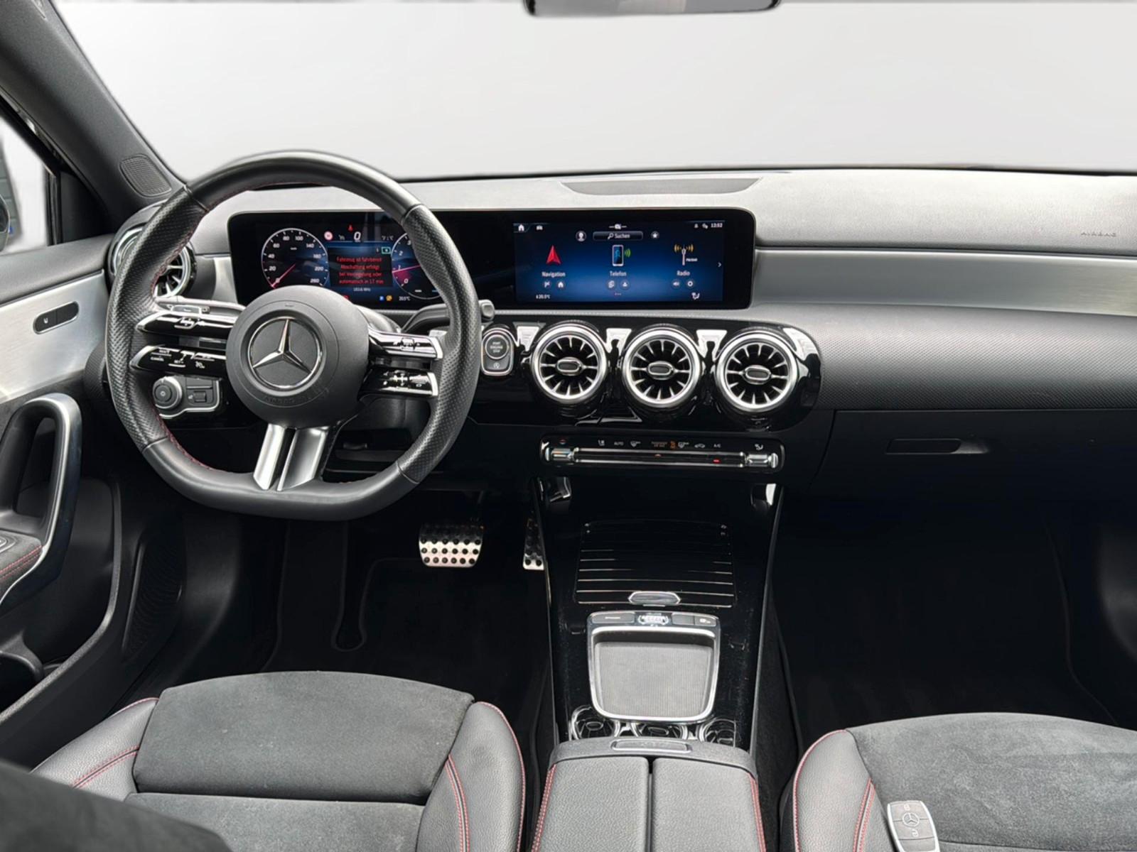 Mercedes-Benz A 250 4Matic AMG line