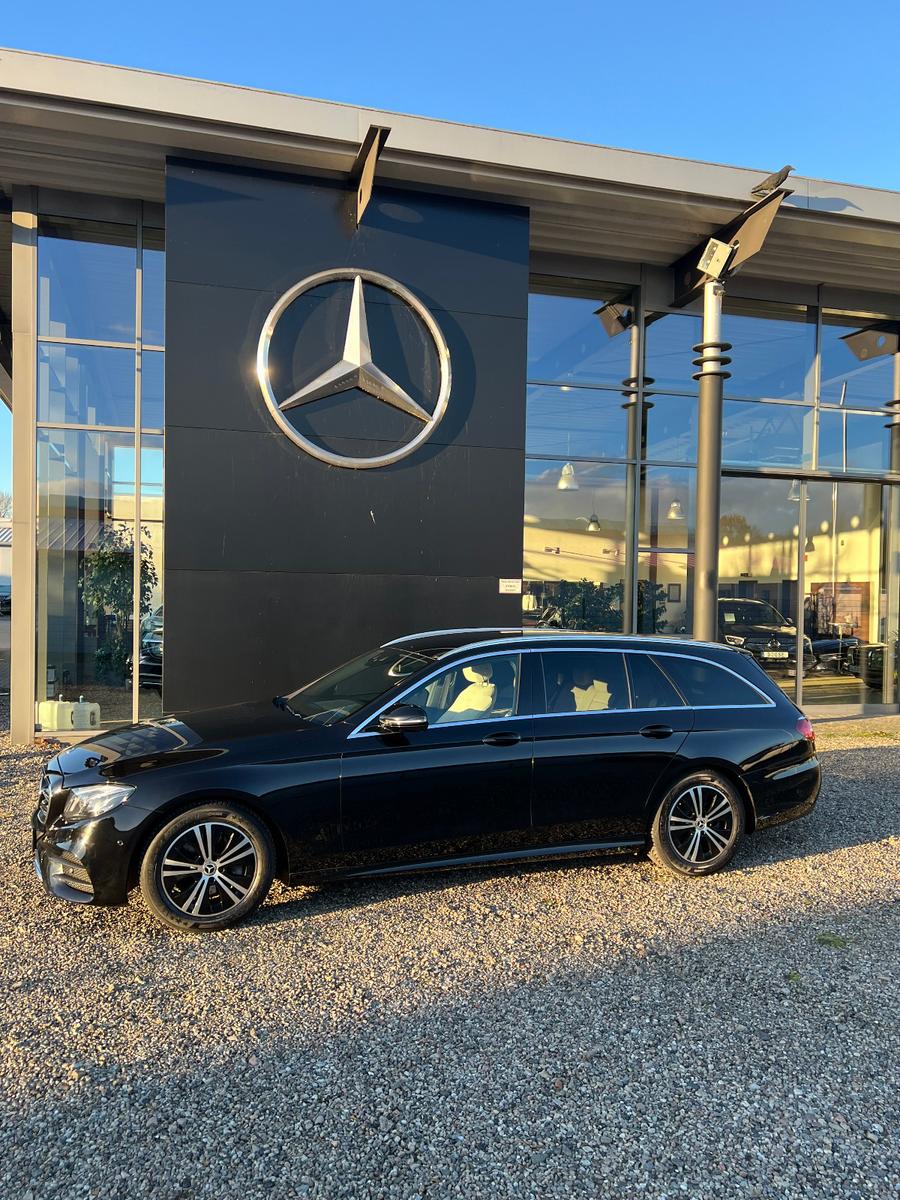 Mercedes-Benz E 220 d T *AMG Line*Head-Up*AHK*Distronic*360°