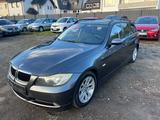 BMW 318 3 Touring 318d- NAVI-PANORAMA-SHZ-AHK - BMW 318 aus 2008: 318d