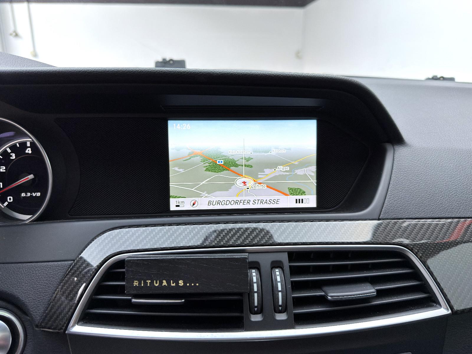 Mercedes-Benz C 63 AMG Performance restylée | 487 ch | BVA | Performance Package | Harman Kardon | Caméra | Toit ouvrant | Inserts carbone