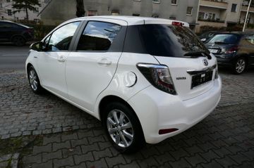 Fahrzeugabbildung Toyota Yaris Hybrid Edition 2014