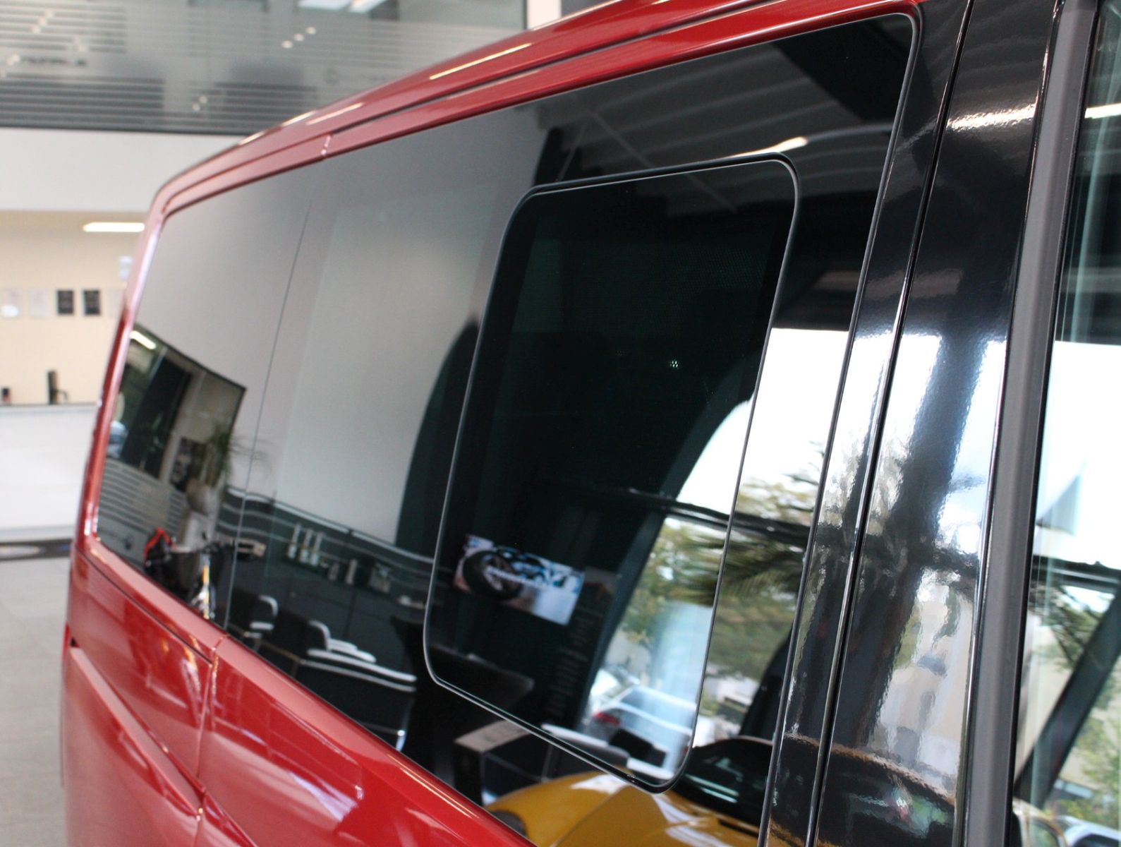 Fahrzeugabbildung Volkswagen T6.1 Multivan Highline*Standh.AHK*Kamera