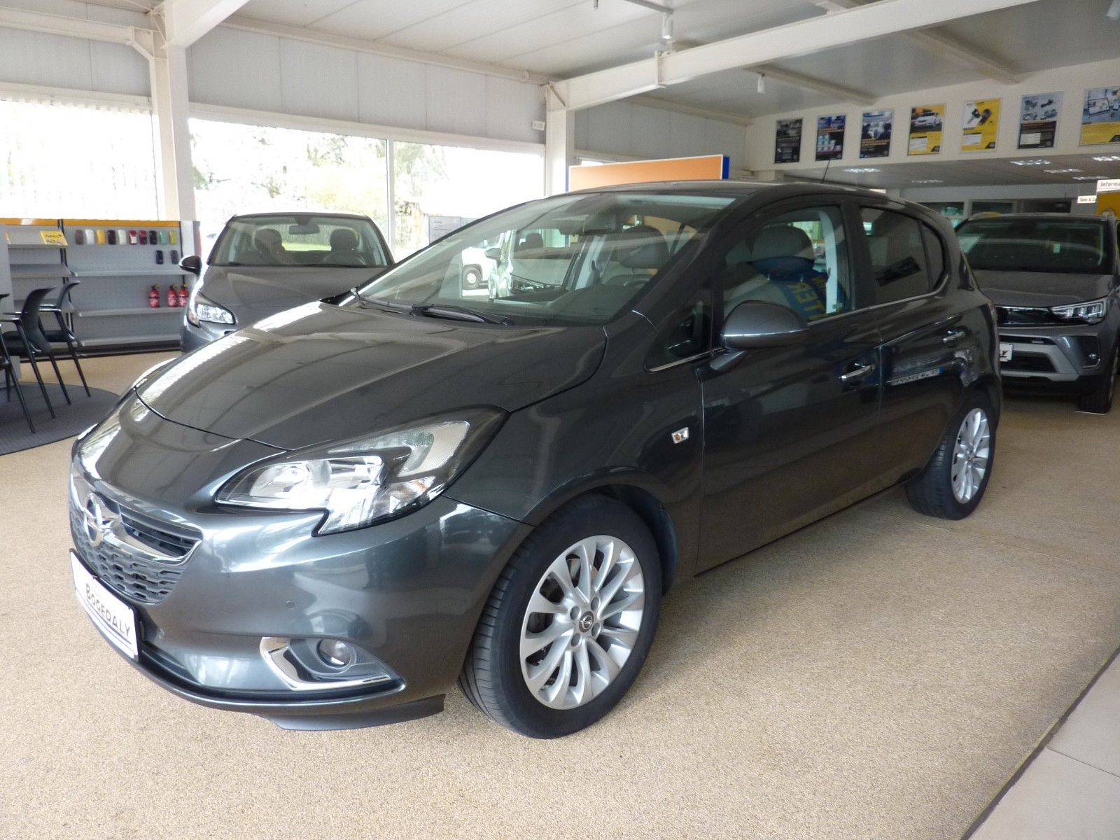 Fahrzeug 8 Fahrzeugabbildung Opel Corsa 1.4 Turbo ecoFLEX INNOVATION 74kW S/S