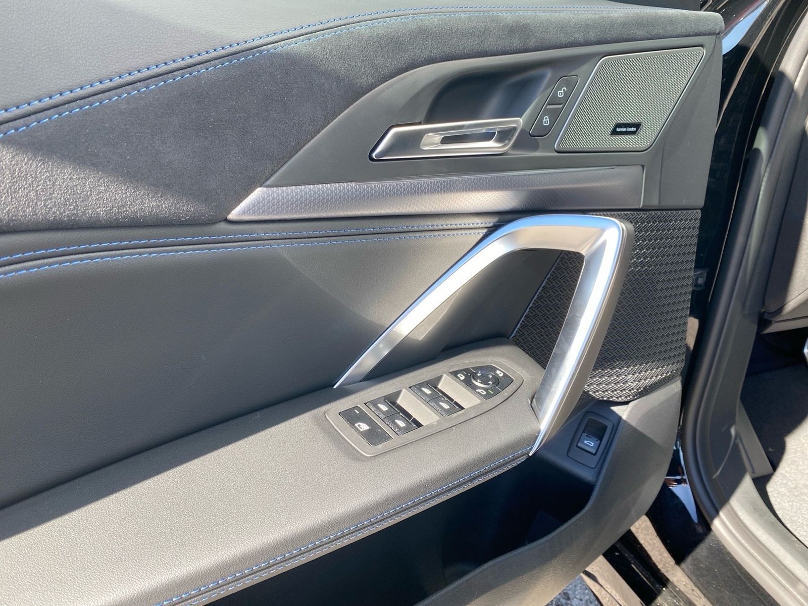 BMW iX1 - Bild 12