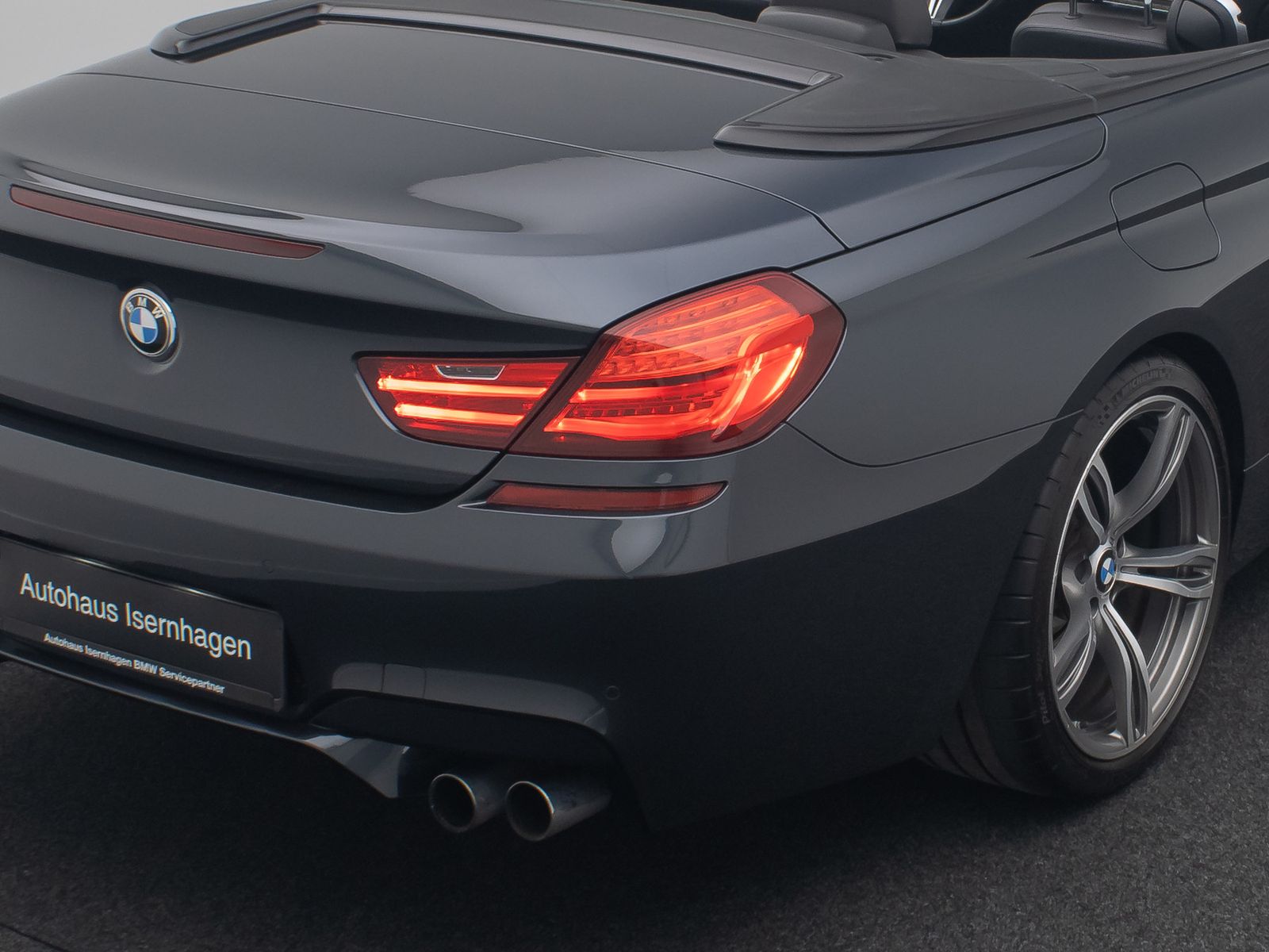 Fahrzeugabbildung BMW M6 Cabrio 360&deg; HUD B&O SoftClose Komfort 20Zoll