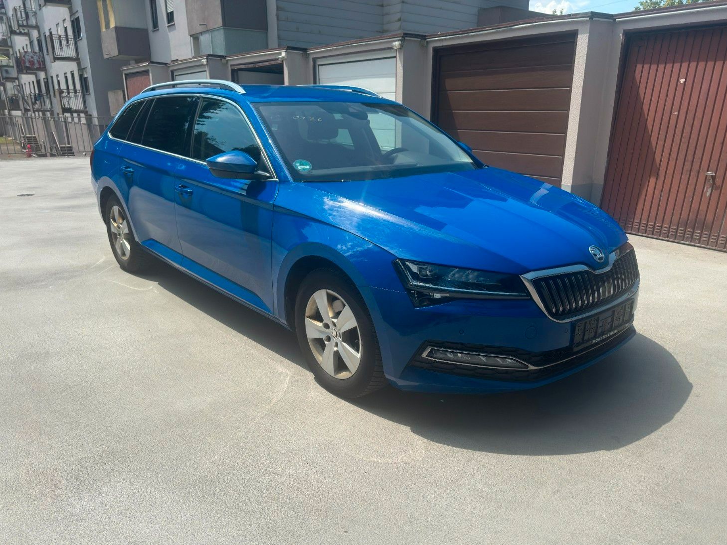 Skoda Superb - 1