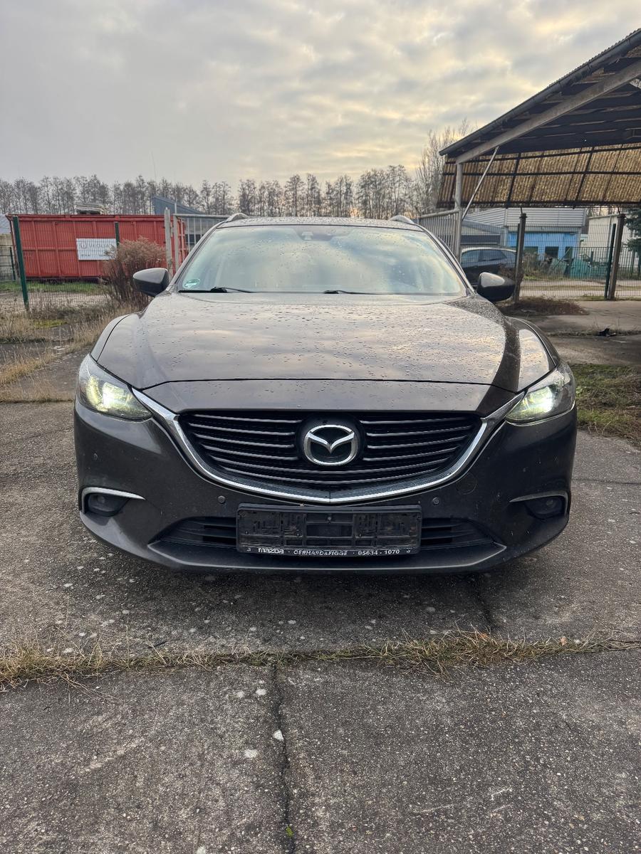 Mazda 6 Kombi Exclusive-Line-Navi-Xenon-PDC-SHZ-1 Hand