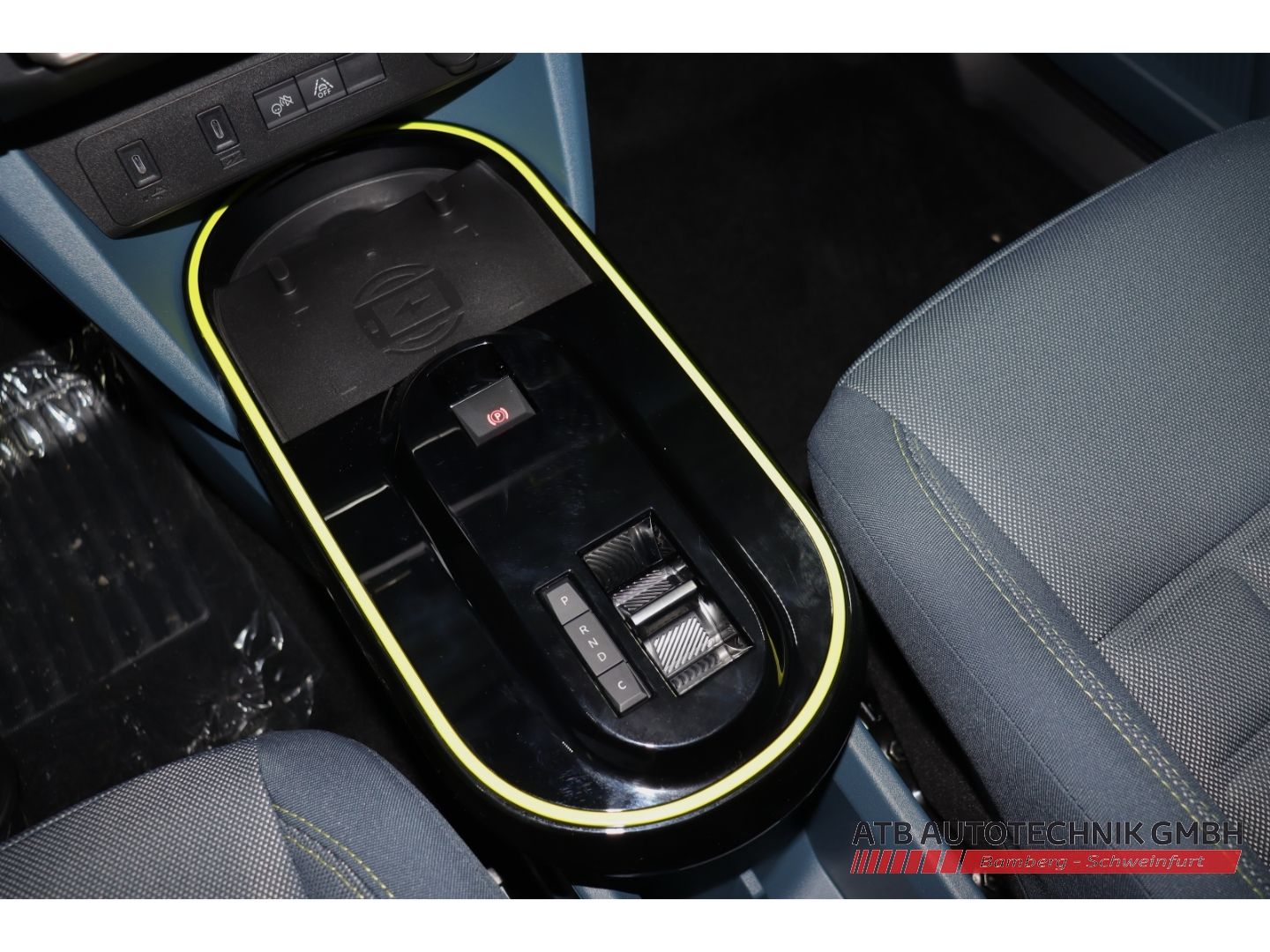 Fahrzeugabbildung Fiat Grande Panda Elektro 44kWh Batterie La Prima Win