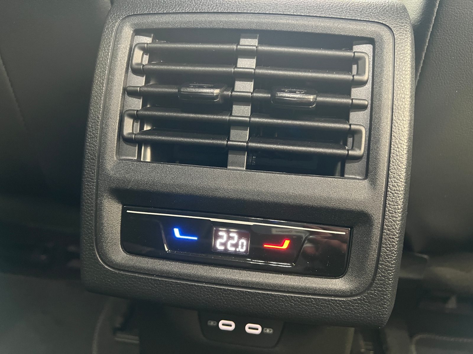 Fahrzeugabbildung Volkswagen Golf VIII GOAL 1.5 TSI *LED, App-Connect, 16'-LM