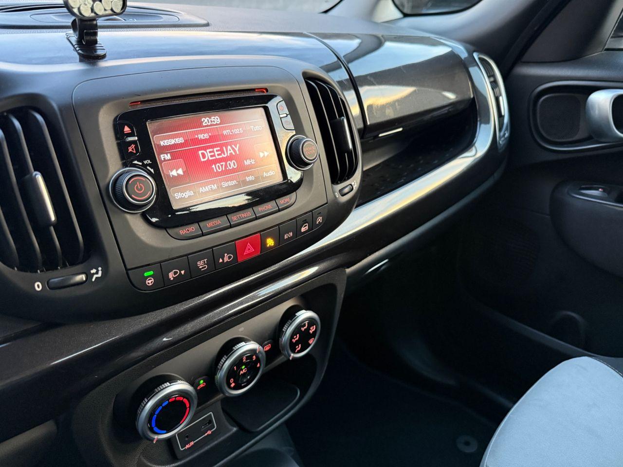 Fiat 500L 2015 — photo 9
