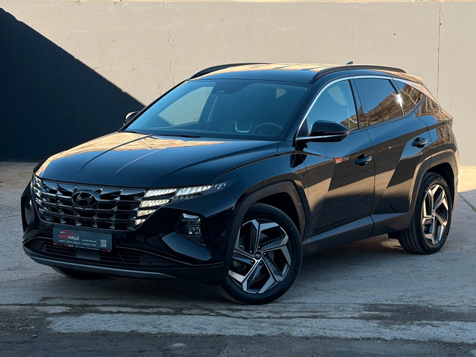 Fahrzeugabbildung Hyundai Tucson 1.6 T-GDI PHEV 4WD KRELL CarPlay 360° LHZ