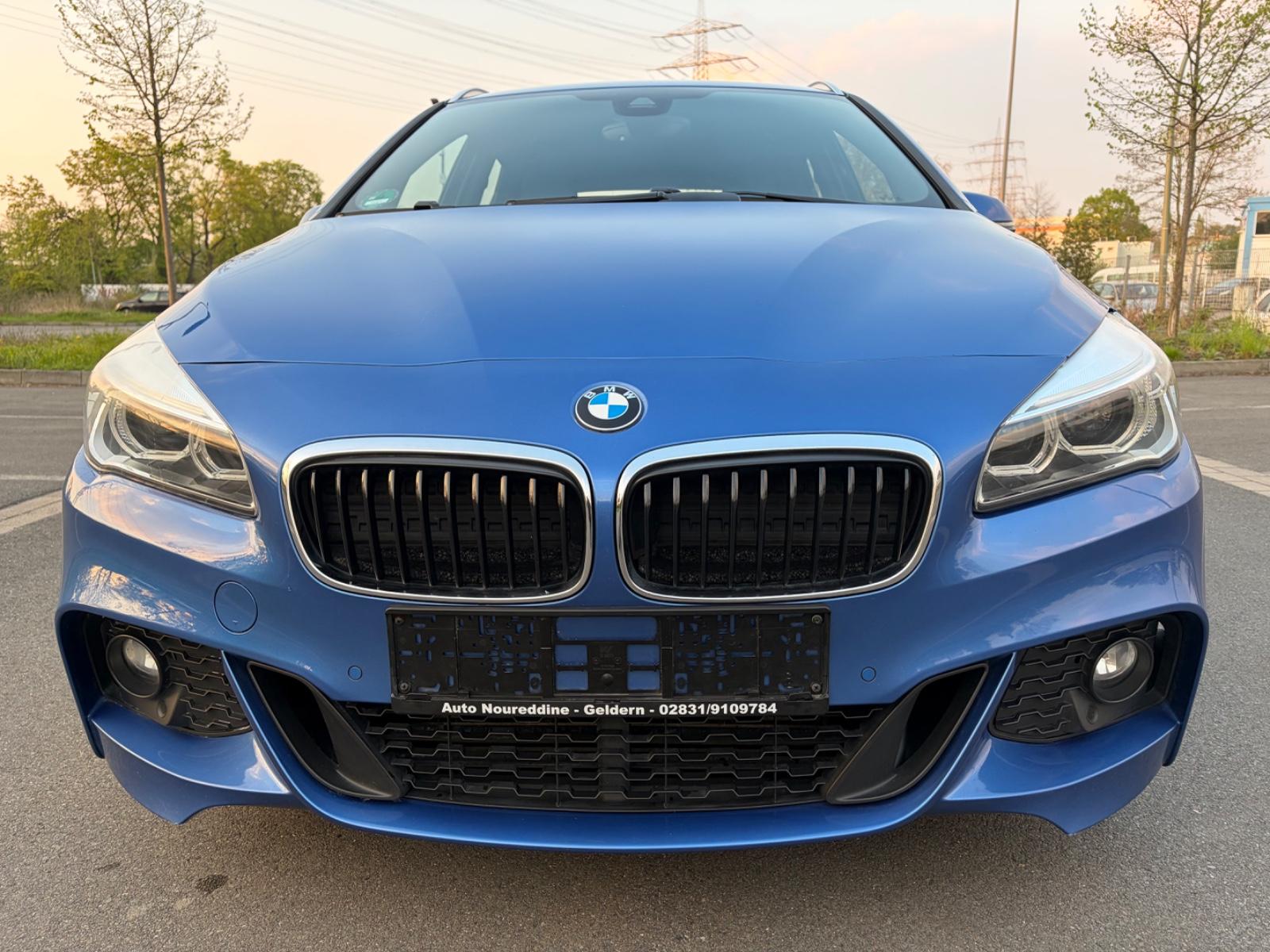 BMW 220 d ACTIVE TOURER*M SPORT*NAVI*PDC V+H*