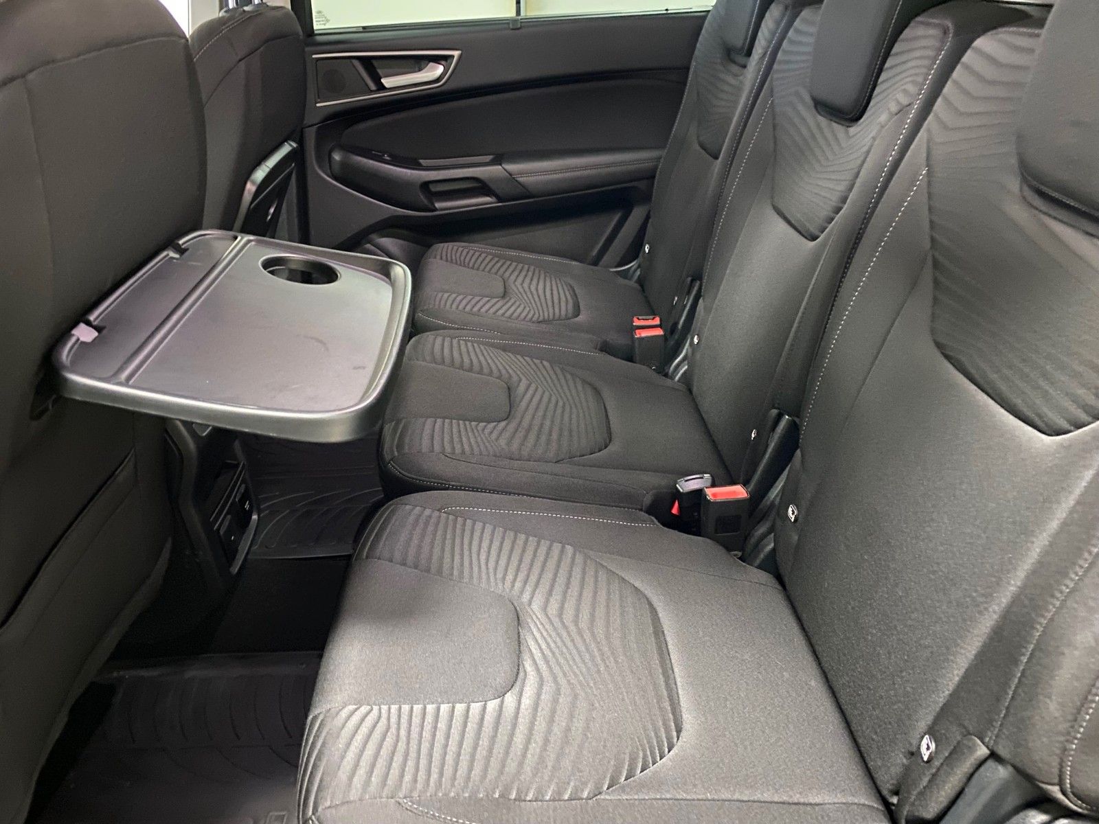 Fahrzeugabbildung Ford S-Max 2.0 TDCI EcoBlue Edition+NAVI+AHK+KAMERA++