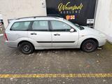 Ford Focus Turnier 1.6 - Ford Focus aus 2001: 1.6