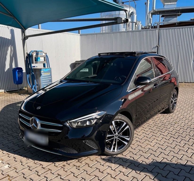 Image of Mercedes-Benz B 180