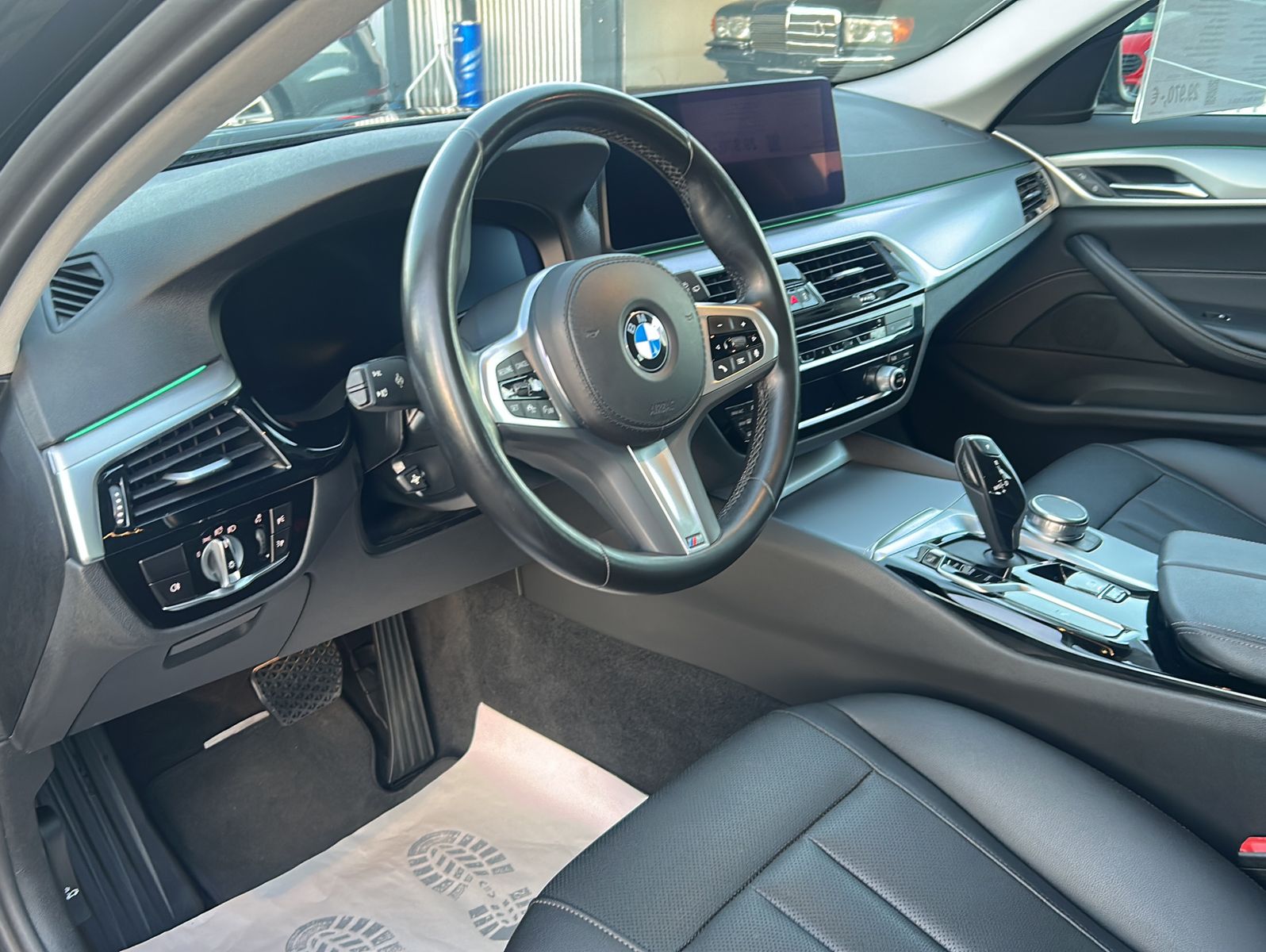 Fahrzeugabbildung BMW 520d Touring