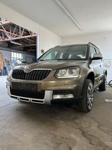 Skoda Yeti 2.0 TDI 4x4 DSG Elegance Outdoor Elegan... - Skoda Yeti: Allradantrieb, Dsg