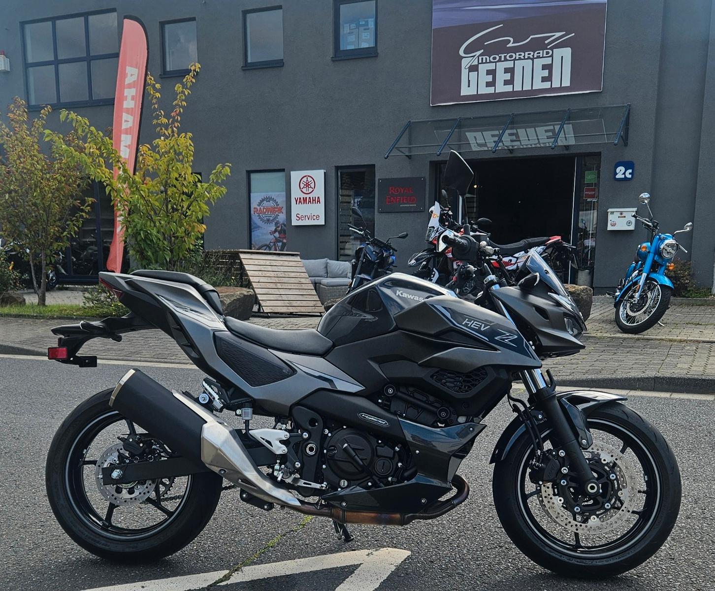 Kawasaki Z7 Hybrid